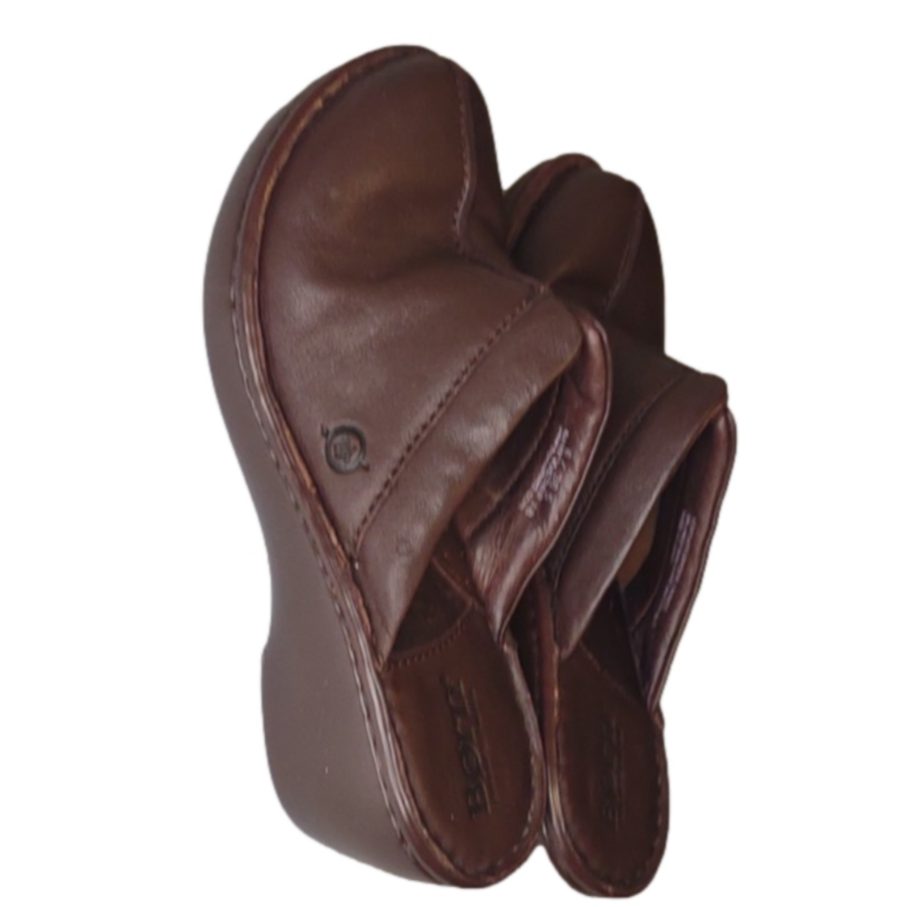👣BØRN Leather Clogs in Medium Dark Brown